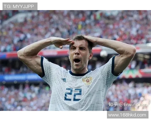 球星壁纸与足球风采完美融合展现运动激情与经典时刻